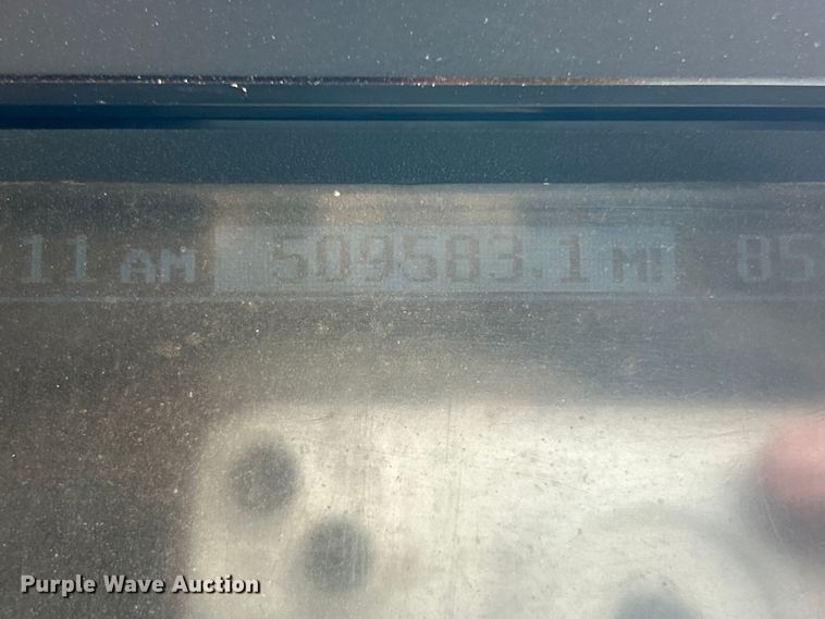 image for item EK4925 2007 Mack CTP713B roll-off container truck