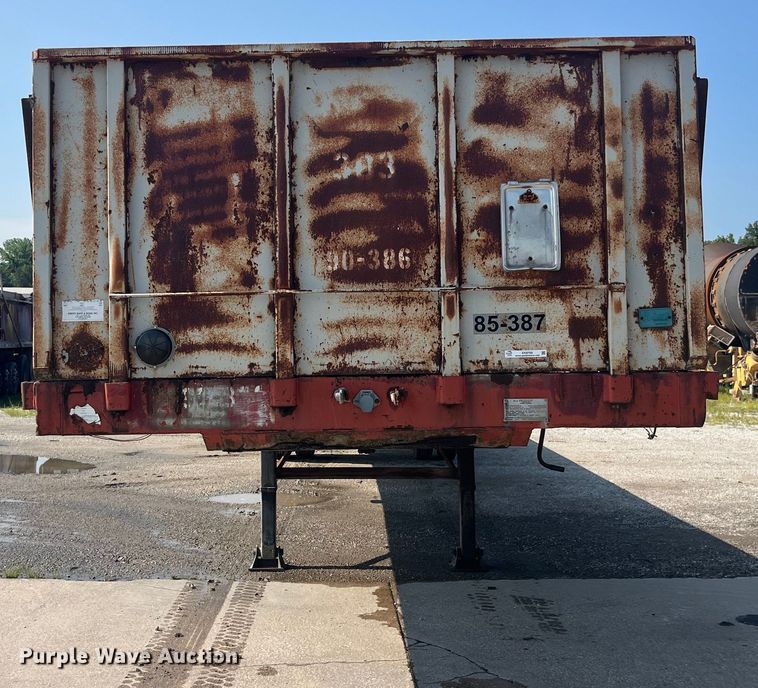 image for item EK8799 1986 Fruehauf  PB100-T2W-48XW flatbed trailer