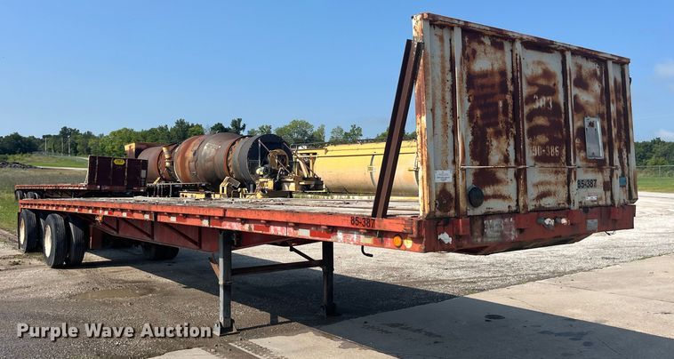 image for item EK8799 1986 Fruehauf  PB100-T2W-48XW flatbed trailer