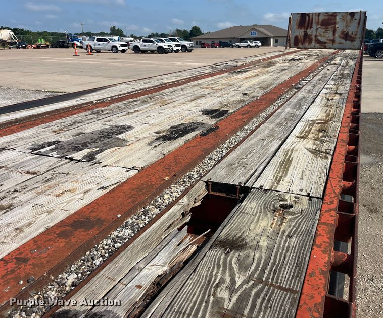 image for item EK8799 1986 Fruehauf  PB100-T2W-48XW flatbed trailer