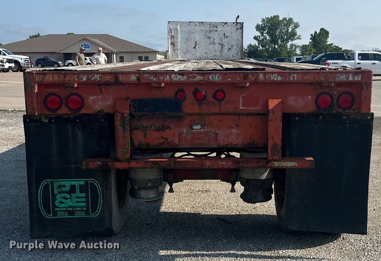 image for item EK8800 1986 Fruehauf  PB100-T2W-48XW flatbed trailer