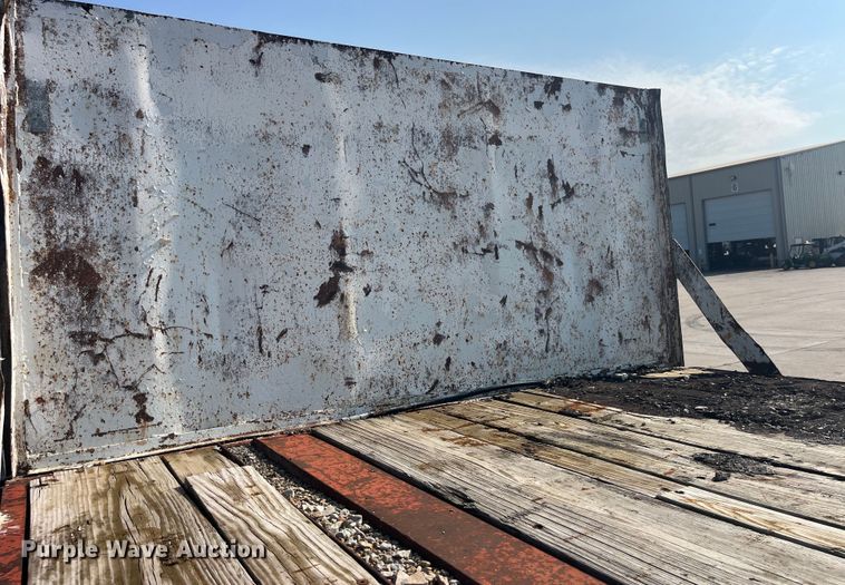 image for item EK8800 1986 Fruehauf  PB100-T2W-48XW flatbed trailer