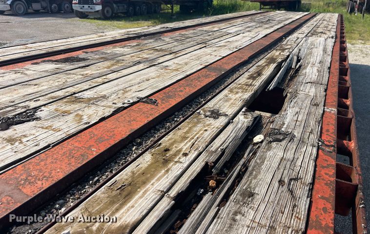 image for item EK8800 1986 Fruehauf  PB100-T2W-48XW flatbed trailer