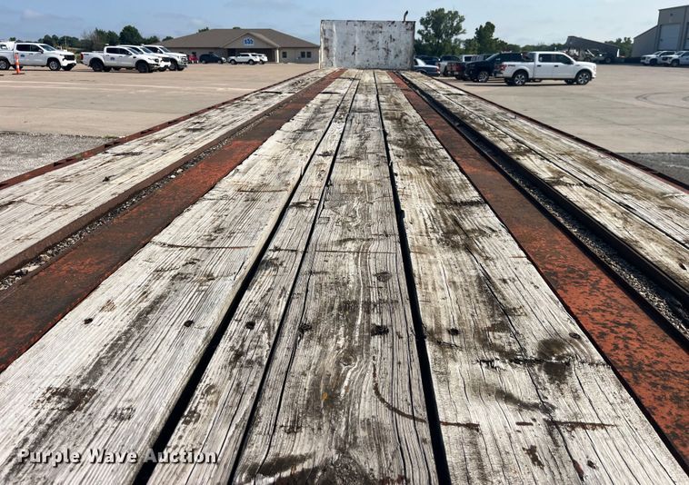 image for item EK8800 1986 Fruehauf  PB100-T2W-48XW flatbed trailer