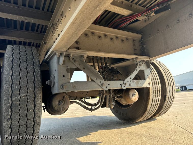 image for item LF9864 2013 Great Dane FXP-0024-00048 flatbed trailer