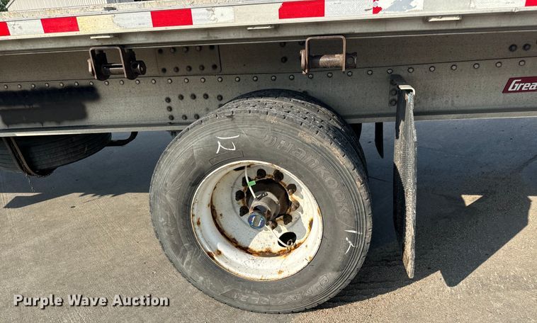 image for item LF9864 2013 Great Dane FXP-0024-00048 flatbed trailer