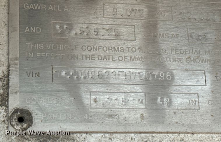 image for item LF9864 2013 Great Dane FXP-0024-00048 flatbed trailer