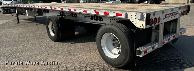 image for item LF9865 2013 Great Dane FXP-0024-00048 flatbed trailer