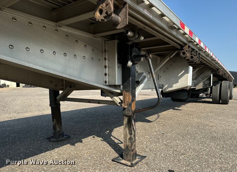 image for item LF9865 2013 Great Dane FXP-0024-00048 flatbed trailer
