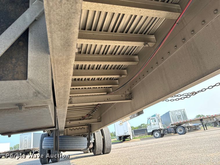 image for item LF9865 2013 Great Dane FXP-0024-00048 flatbed trailer