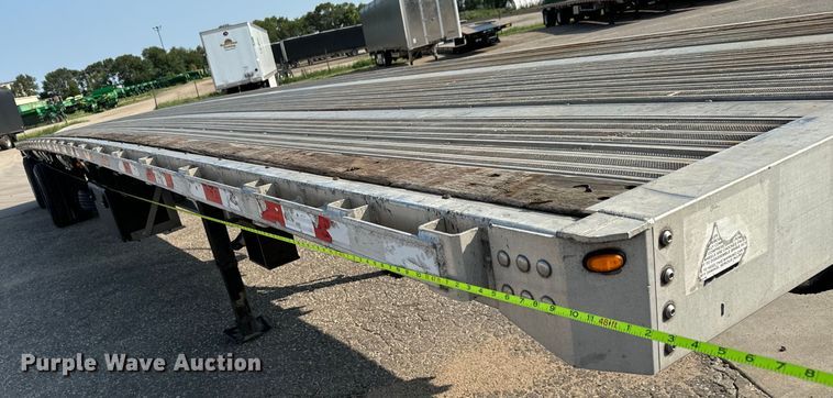 image for item LF9865 2013 Great Dane FXP-0024-00048 flatbed trailer