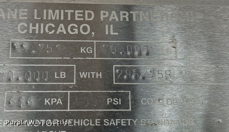 image for item LF9865 2013 Great Dane FXP-0024-00048 flatbed trailer