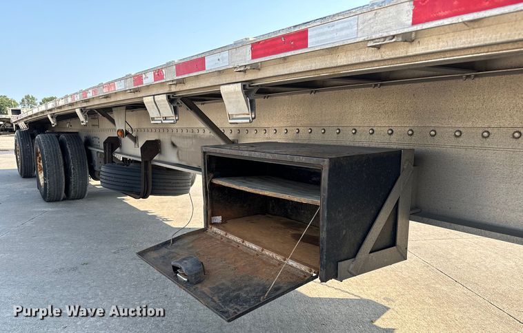 image for item LF9866 2013 Great Dane  FXP-0024-00048 flatbed trailer