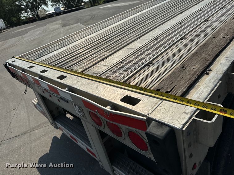 image for item LF9866 2013 Great Dane  FXP-0024-00048 flatbed trailer