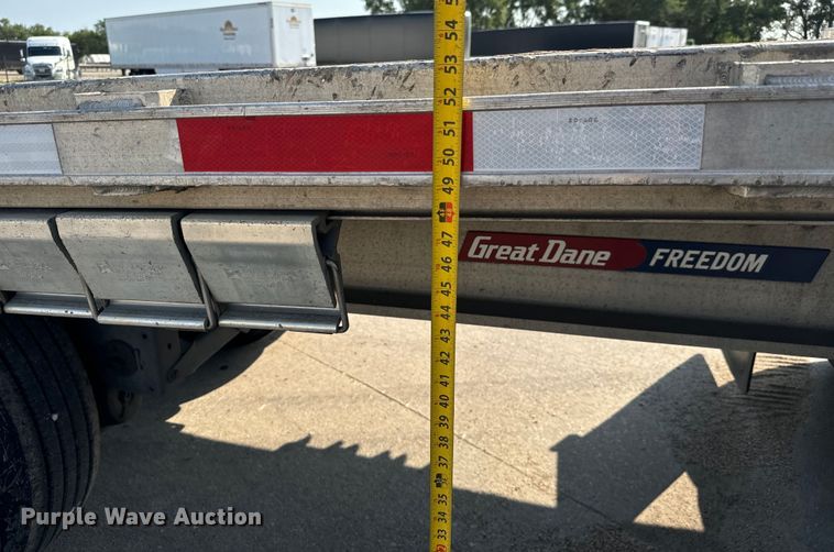 image for item LF9866 2013 Great Dane  FXP-0024-00048 flatbed trailer