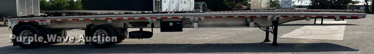 image for item LF9867 2014 Mac TNAR48AF flatbed trailer