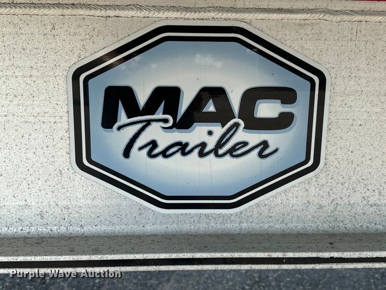 image for item LF9867 2014 Mac TNAR48AF flatbed trailer