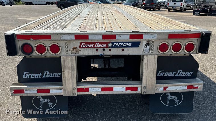 image for item LF9868 2013 Great Dane  FXP-0024-00048 flatbed trailer
