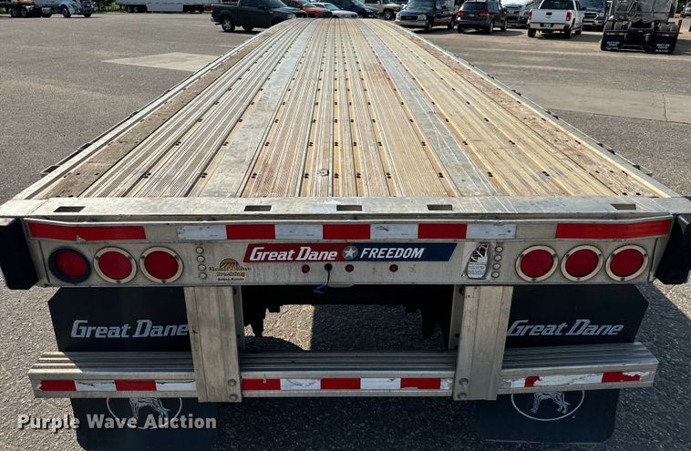 image for item LF9868 2013 Great Dane  FXP-0024-00048 flatbed trailer