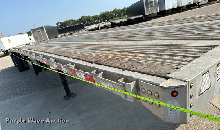 image for item LF9868 2013 Great Dane  FXP-0024-00048 flatbed trailer