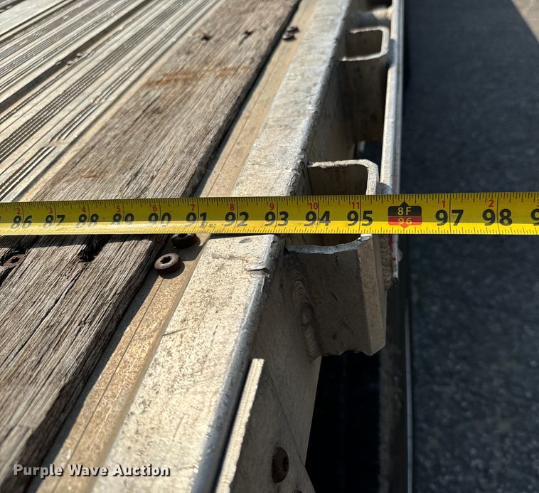 image for item LF9868 2013 Great Dane  FXP-0024-00048 flatbed trailer