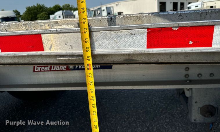 image for item LF9868 2013 Great Dane  FXP-0024-00048 flatbed trailer