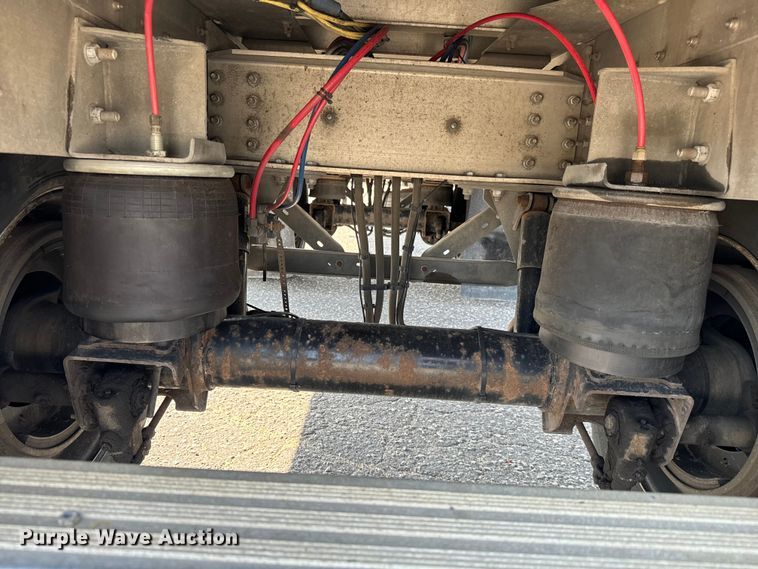 image for item LF9868 2013 Great Dane  FXP-0024-00048 flatbed trailer