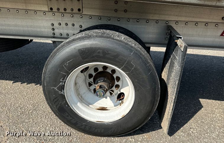 image for item LF9868 2013 Great Dane  FXP-0024-00048 flatbed trailer