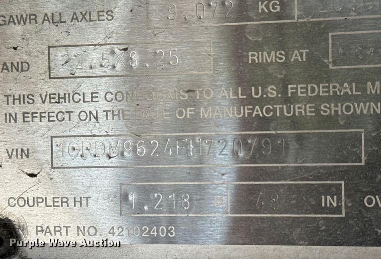 image for item LF9868 2013 Great Dane  FXP-0024-00048 flatbed trailer