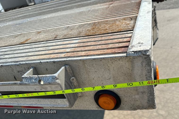 image for item LF9869 2014 Mac TNAR48AF flatbed trailer