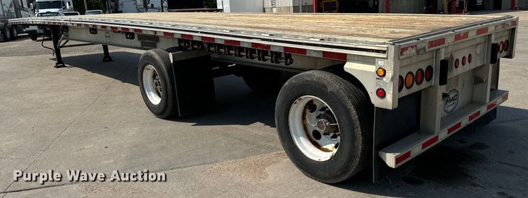 image for item LF9870 2014 Mac TNAR48AF flatbed trailer