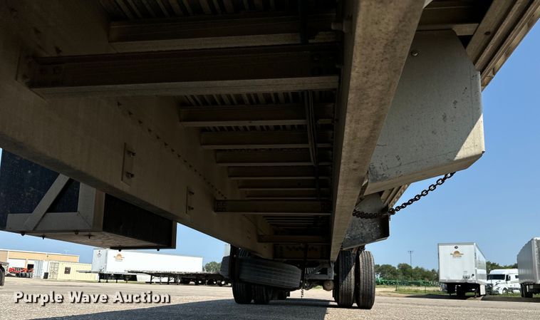 image for item LF9871 2013 Great Dane  FXP-0024-00048 flatbed trailer