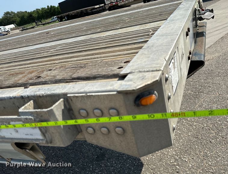 image for item LF9871 2013 Great Dane  FXP-0024-00048 flatbed trailer