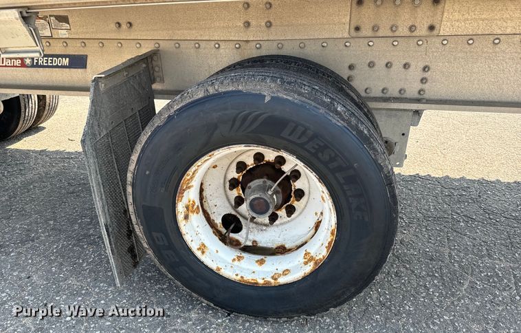 image for item LF9871 2013 Great Dane  FXP-0024-00048 flatbed trailer