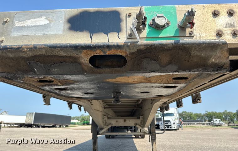 image for item LF9872 2013 Great Dane  FXP-0024-00048  flatbed trailer