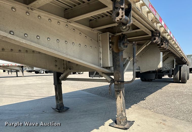 image for item LF9872 2013 Great Dane  FXP-0024-00048  flatbed trailer