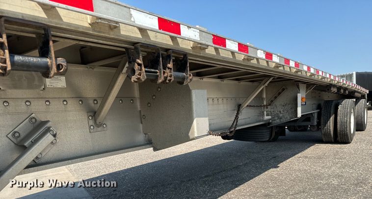 image for item LF9872 2013 Great Dane  FXP-0024-00048  flatbed trailer