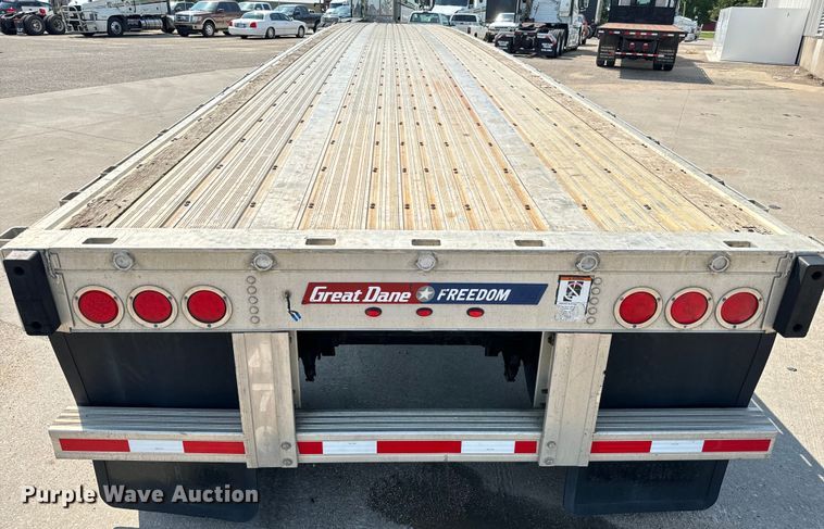 image for item LF9873 2013 Great Dane  FXP-0024-00048  flatbed trailer