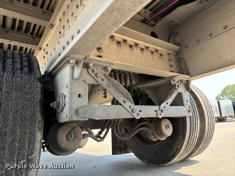 image for item LF9873 2013 Great Dane  FXP-0024-00048  flatbed trailer