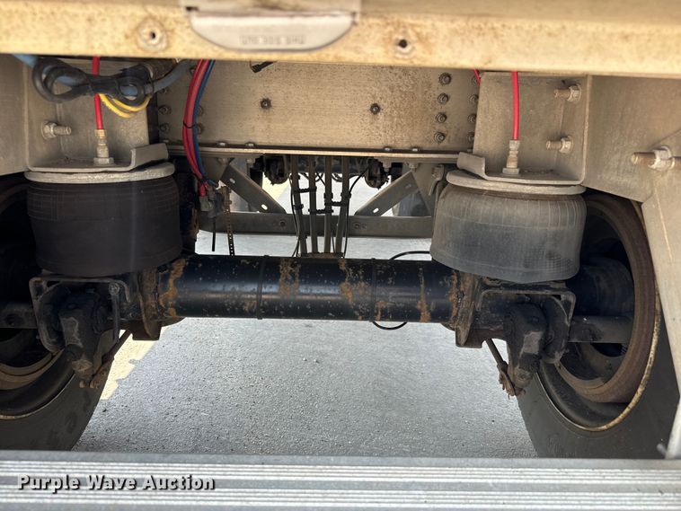 image for item LF9873 2013 Great Dane  FXP-0024-00048  flatbed trailer