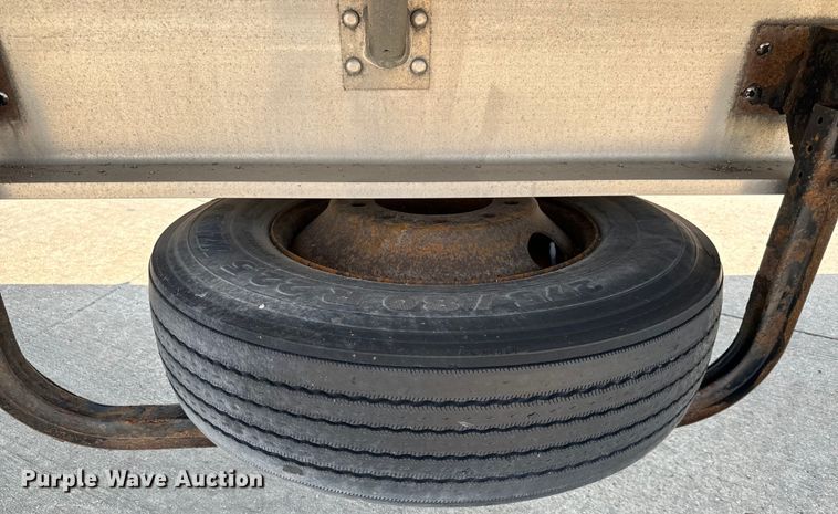 image for item LF9873 2013 Great Dane  FXP-0024-00048  flatbed trailer