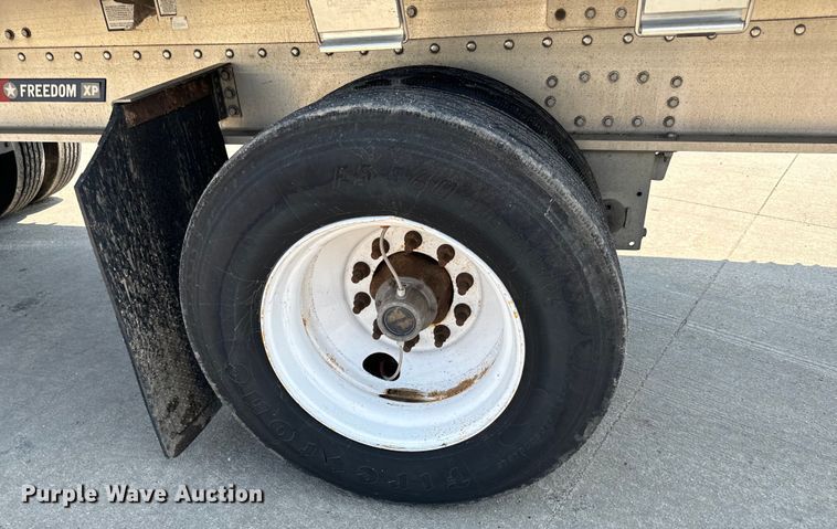 image for item LF9873 2013 Great Dane  FXP-0024-00048  flatbed trailer