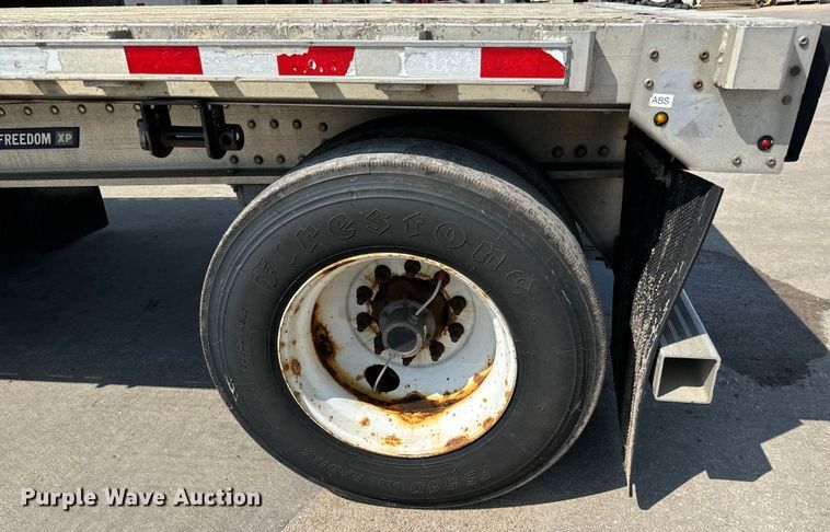 image for item LF9873 2013 Great Dane  FXP-0024-00048  flatbed trailer