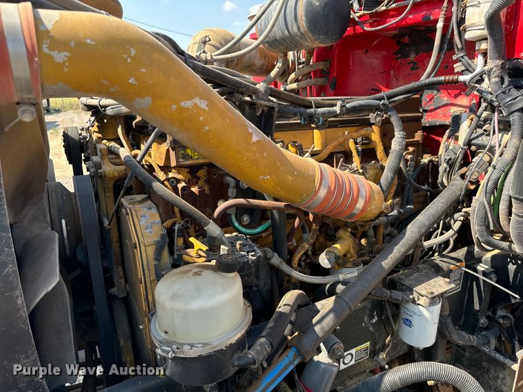 image for item LV9268 2007 Peterbilt  378 semi truck