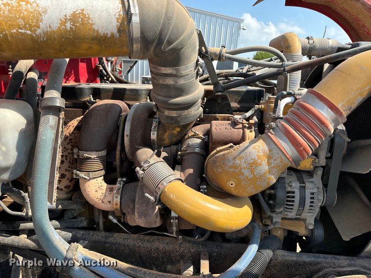 image for item LV9268 2007 Peterbilt  378 semi truck