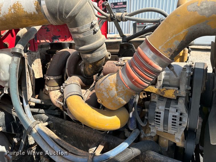 image for item LV9268 2007 Peterbilt  378 semi truck