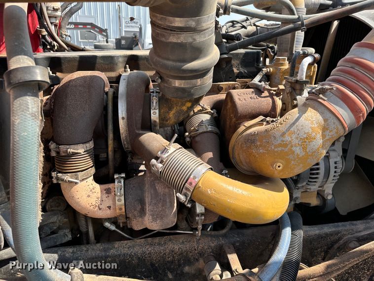 image for item LV9268 2007 Peterbilt  378 semi truck