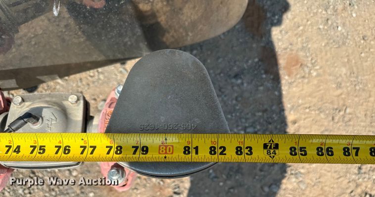 image for item LV9269 2000 Volvo VN water truck