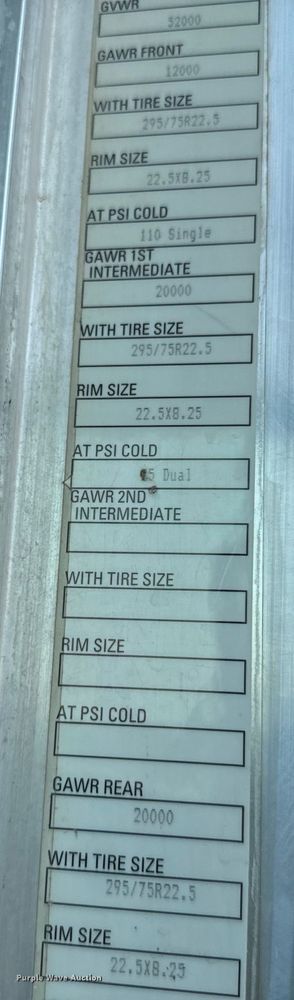 image for item LV9271 2012 Kenworth T800 semi truck