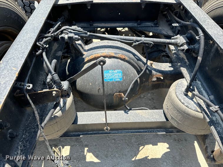 image for item MV9006 2019 Kenworth  W900 semi truck